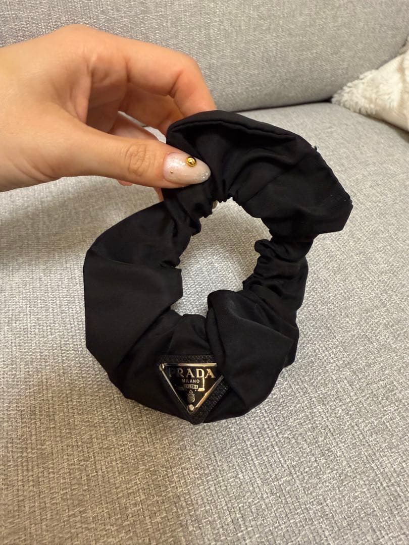 PRADA Re-Nylon シュシュ ブラック