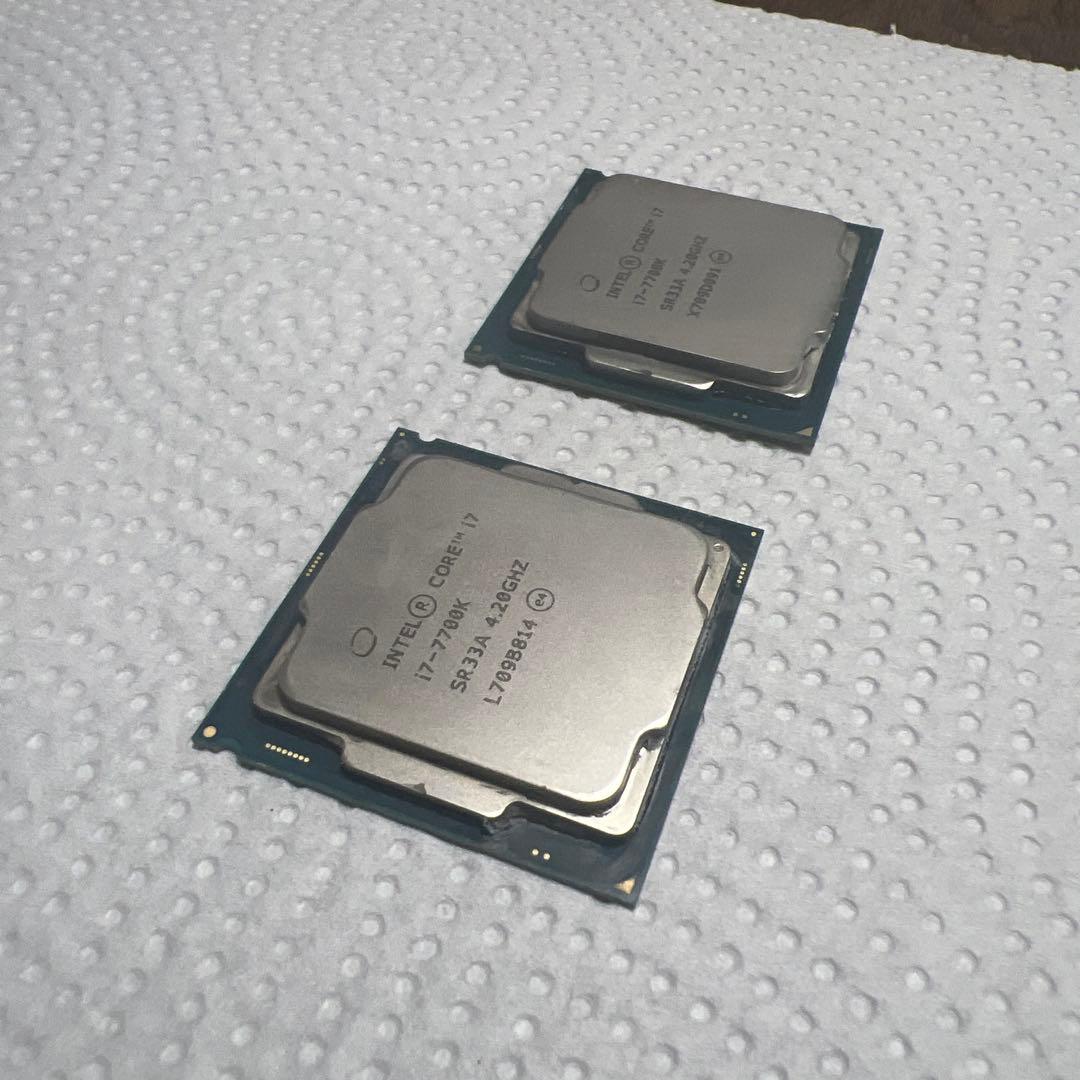 Intel Core i7-7700K CPU 4.2GHz ２個