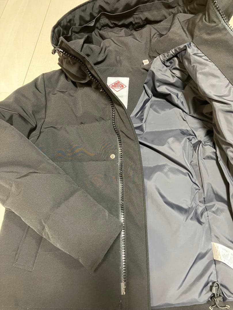 【美品】DANTONフード ブラックダウンジャケット黒サイズSレディース試着のみ