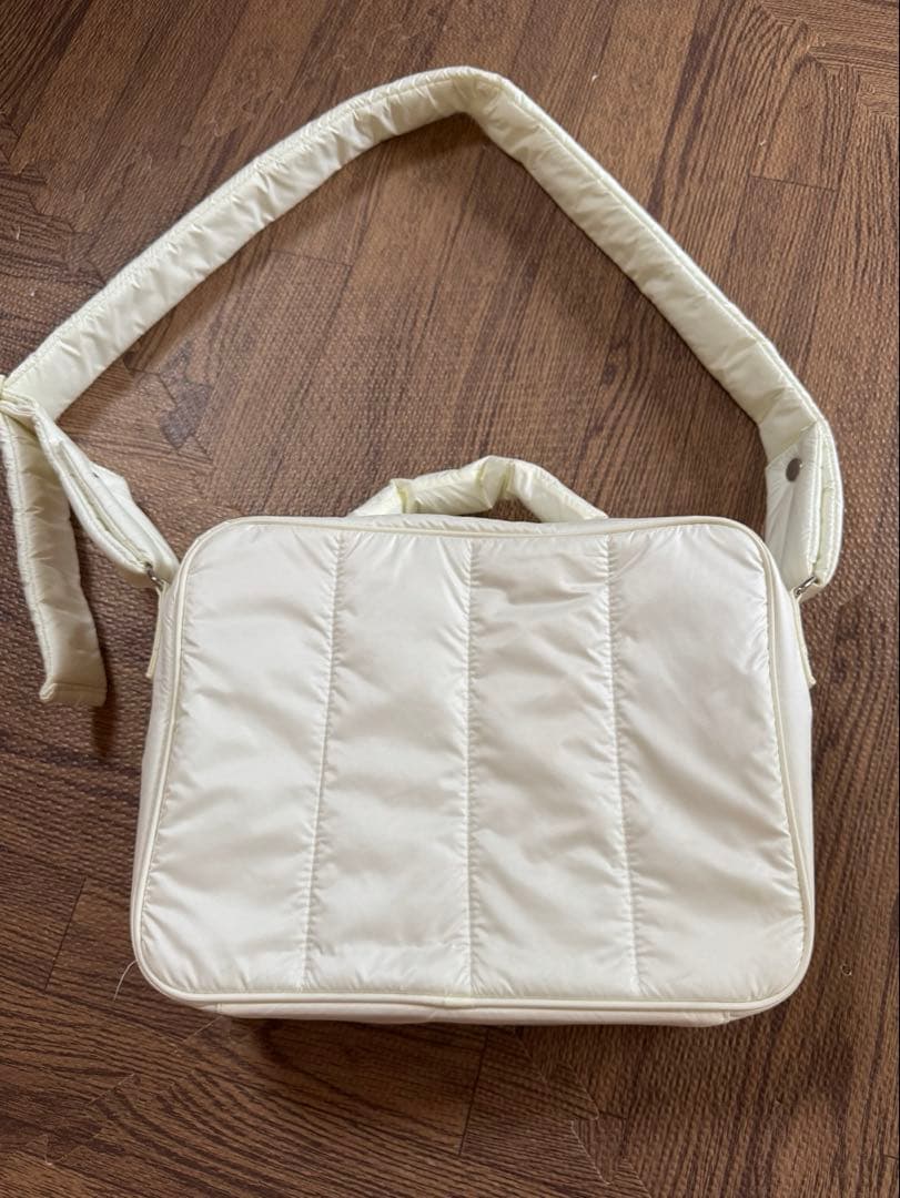 calin カラン マザーズバッグ　ホワイト