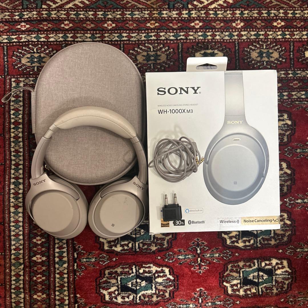 [美品] [ケース付属品付き] SONY WH-1000XM3