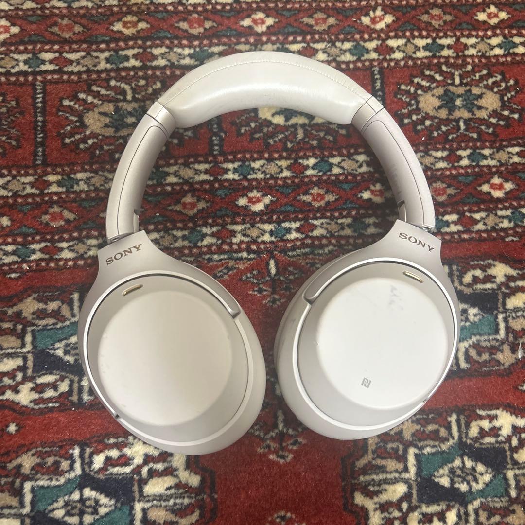 [美品] [ケース付属品付き] SONY WH-1000XM3