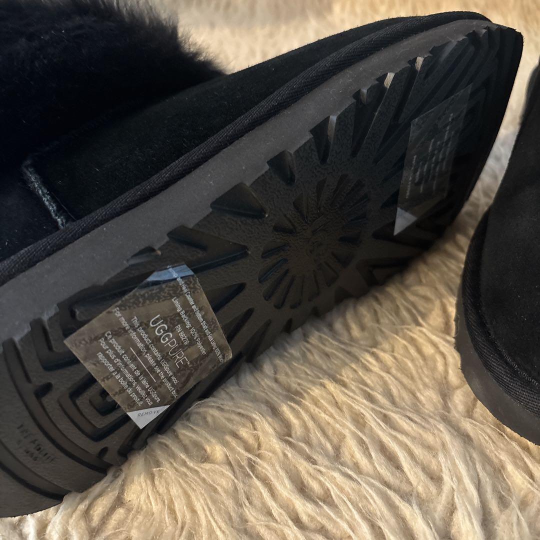 未使用品　UGG Valentina 'Black' ヴァレンティーナ　黒　25