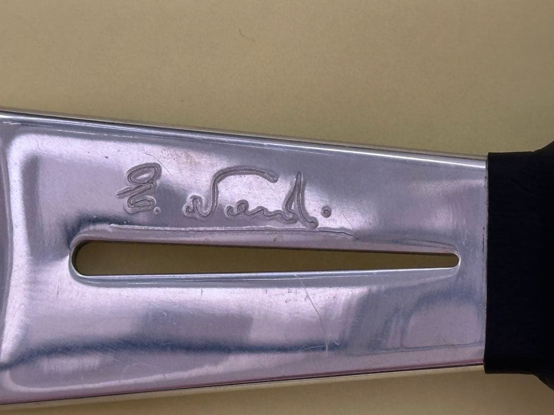 ハンドル　ナルディ　イタリア製