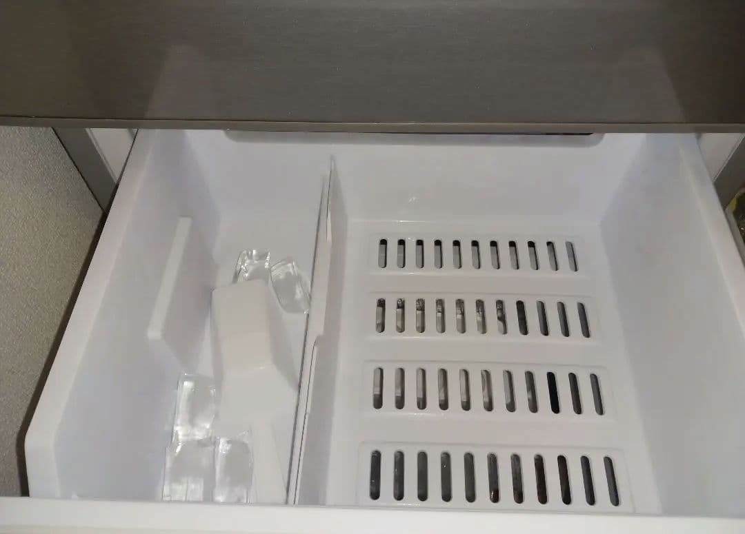 AQUA　2022年製　冷蔵庫