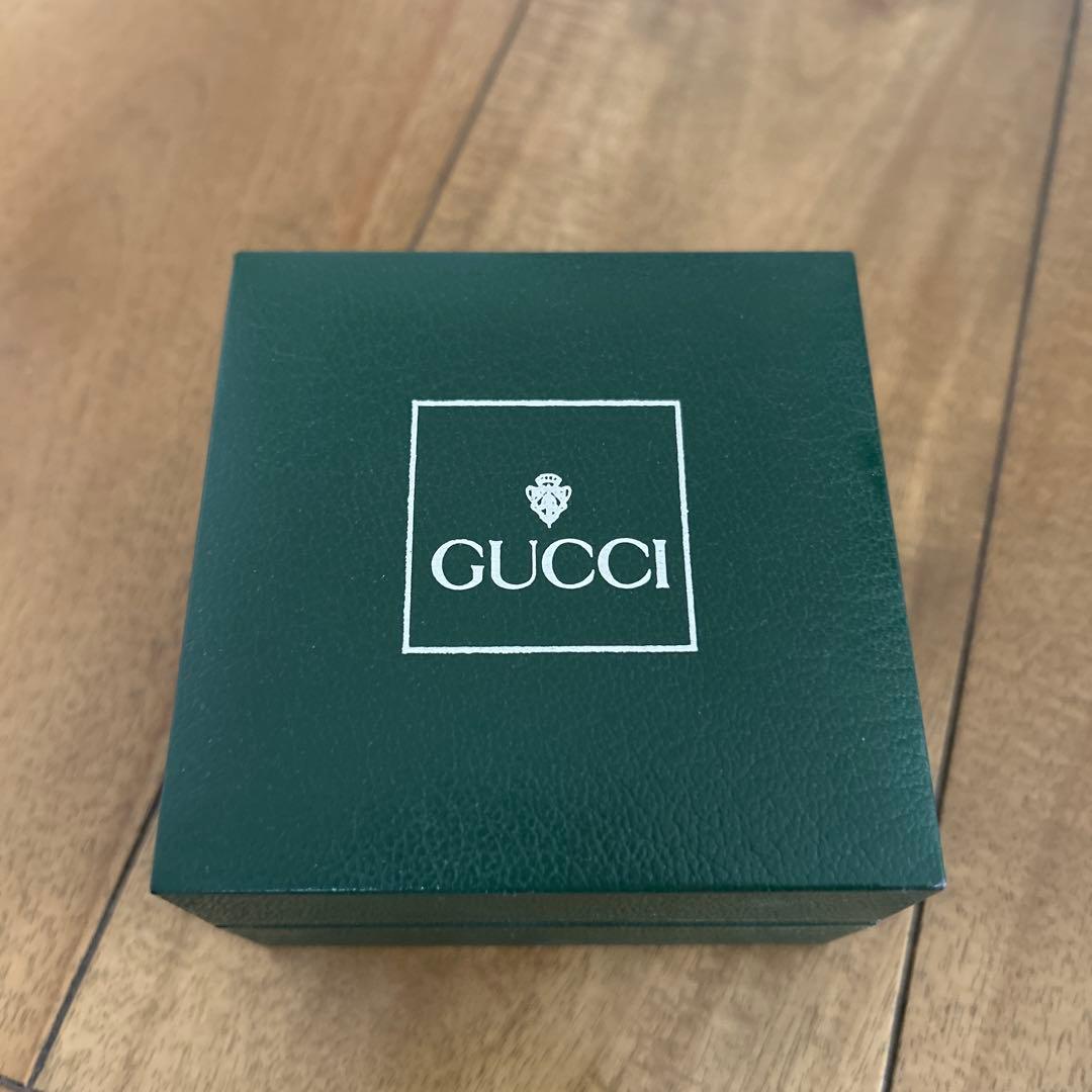 GUCCI チェンジベゼル　時計 カラフルバンド付き　9色