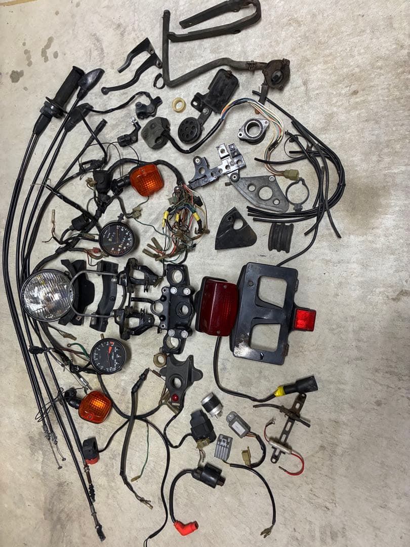 ホンダXL２５０R パリダカ　パーツ