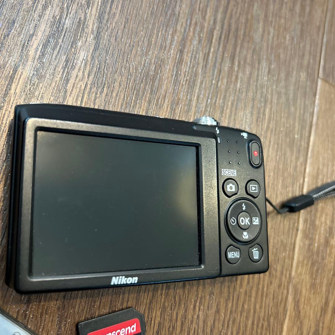 【ジャンク】Nikon COOLPIX A100コンパクトデジタルカメラ
