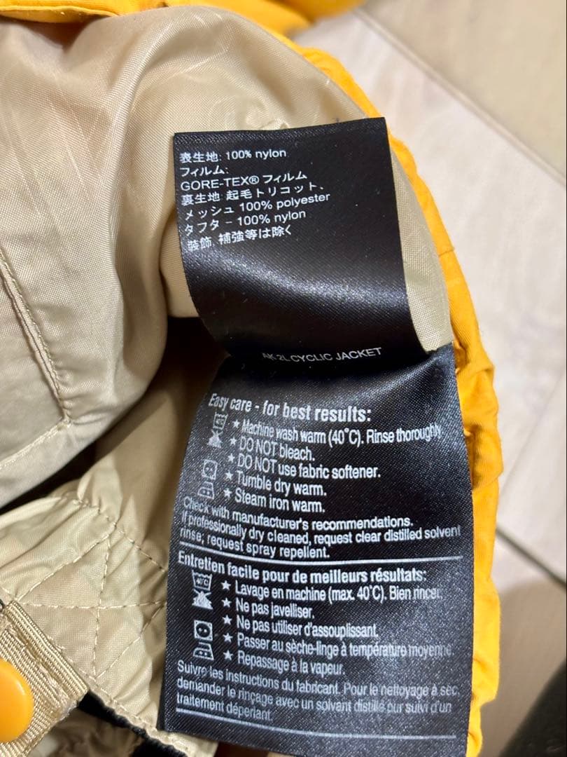 Burton akスノーボードジャケットXLサイズ&BurtonパンツLサイズ