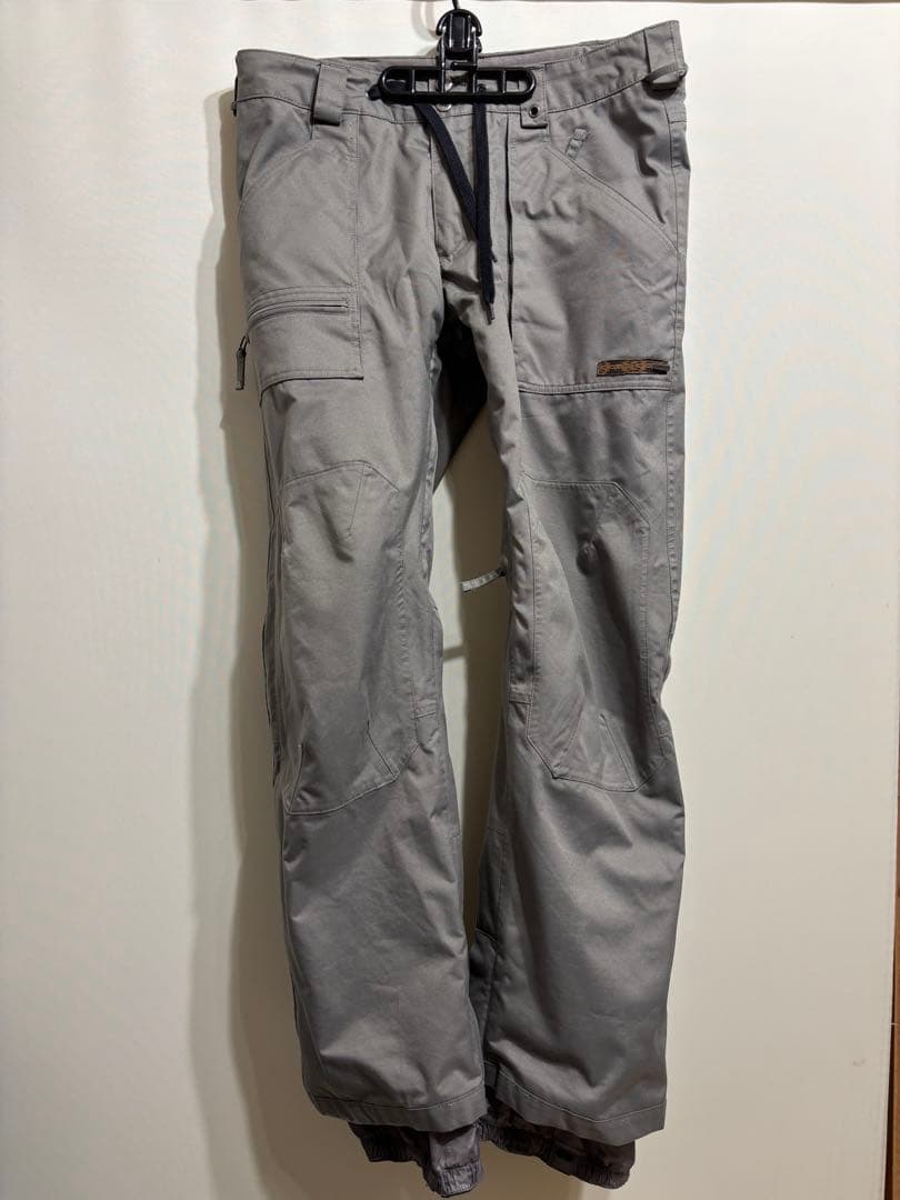 Burton akスノーボードジャケットXLサイズ&BurtonパンツLサイズ