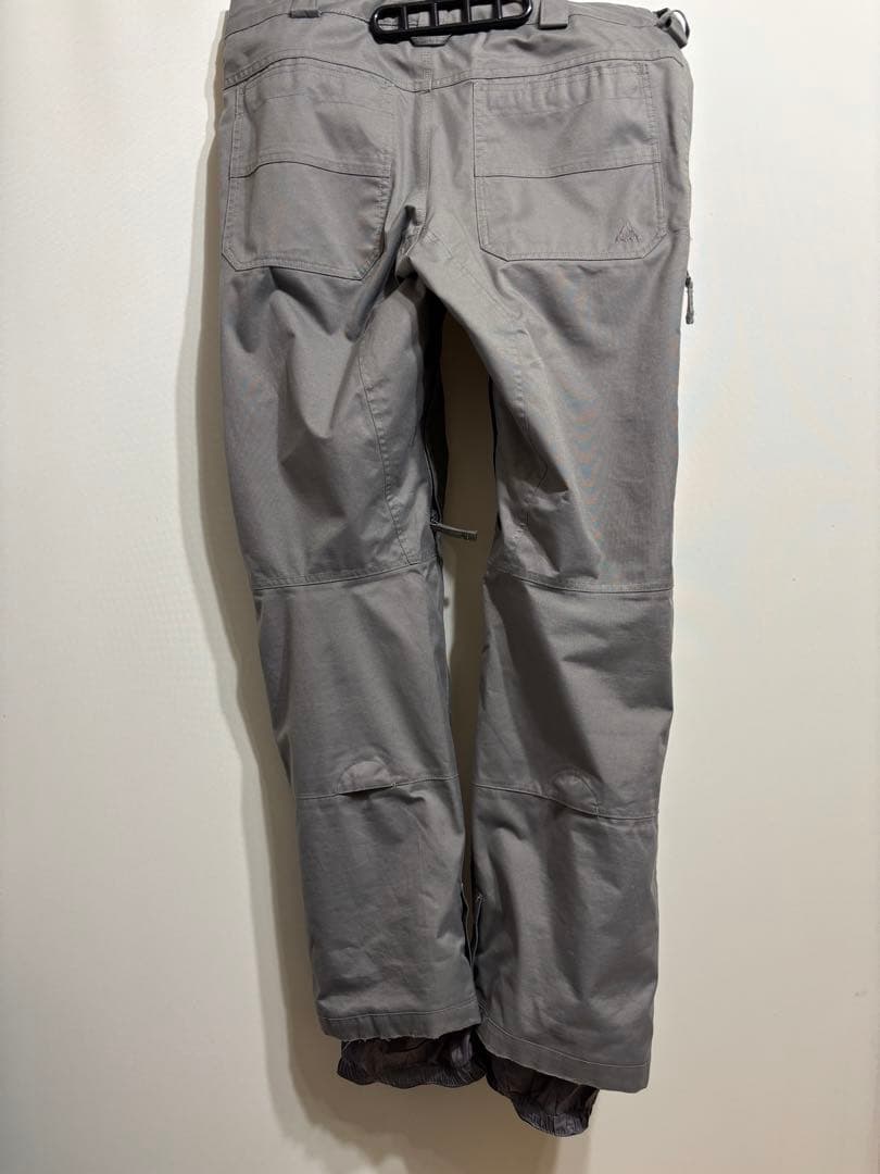 Burton akスノーボードジャケットXLサイズ&BurtonパンツLサイズ