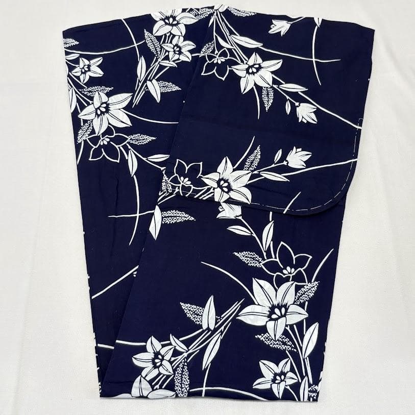ゆりのはな　浴衣　女物　１０点　まとめ売り　着用可能～少々汚れ有り　綿　G904