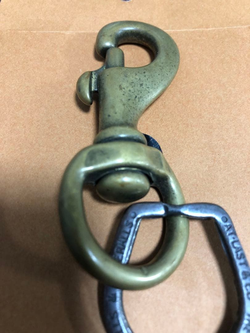 アットラスト　ATLAST&CO キーリング