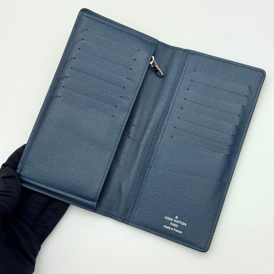 ヴィトン ポルトフォイユ ブラザ タイガ ネイビー