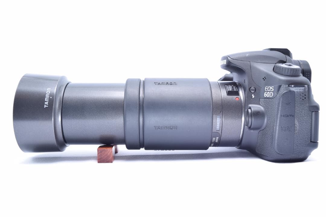 Canon EOS 60D デジタル一眼 レンズ2本付き　おまけ、バック付き!!