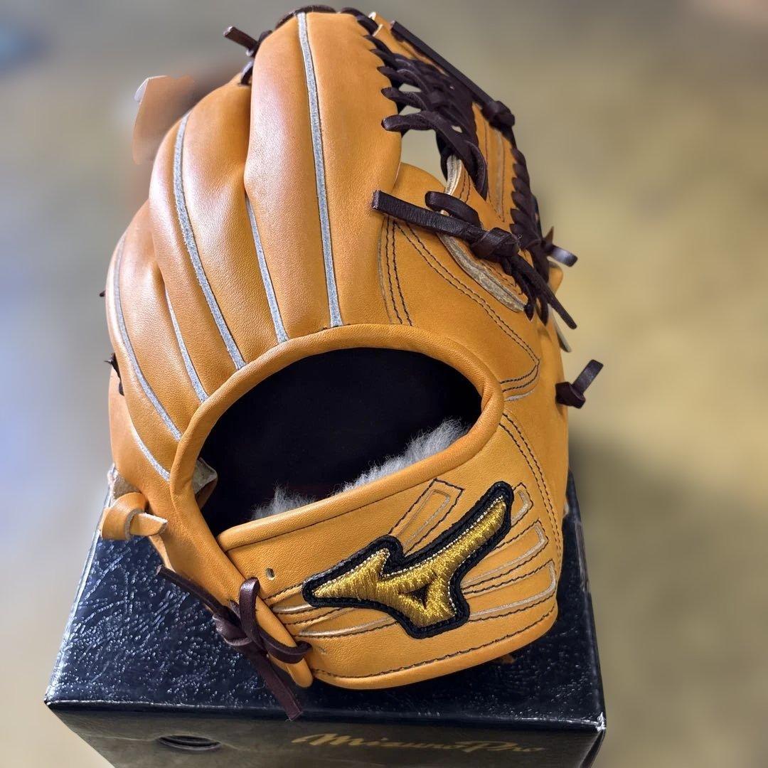 新品未使用タグ付きMizuno Pro 硬式野球グローブ オレンジ右利き内野手用