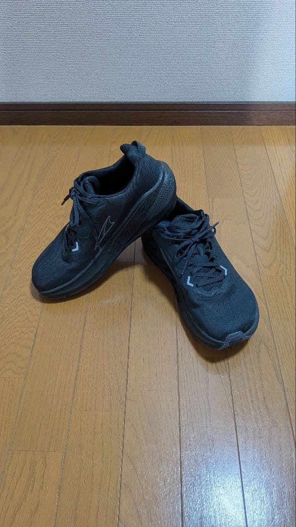 【みう】ALTRA FWD VIA 28.5cm