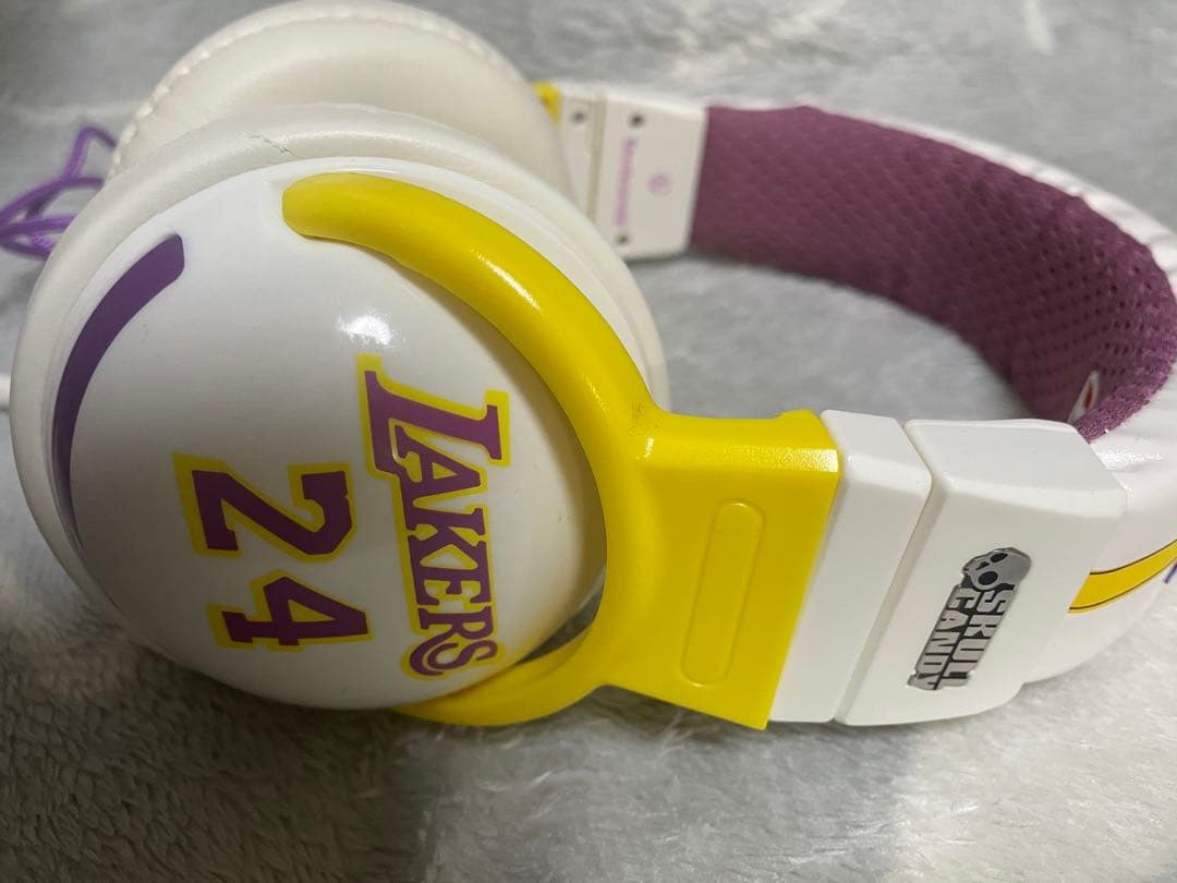 稀少価値スカルキャンディ ヘッドホン　レイカーズコービーモデル