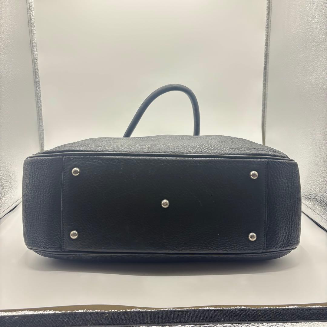 ペッレモルビダ　メイデンボヤージュ　レザー　ビジネスバッグ 肩掛け シボ革