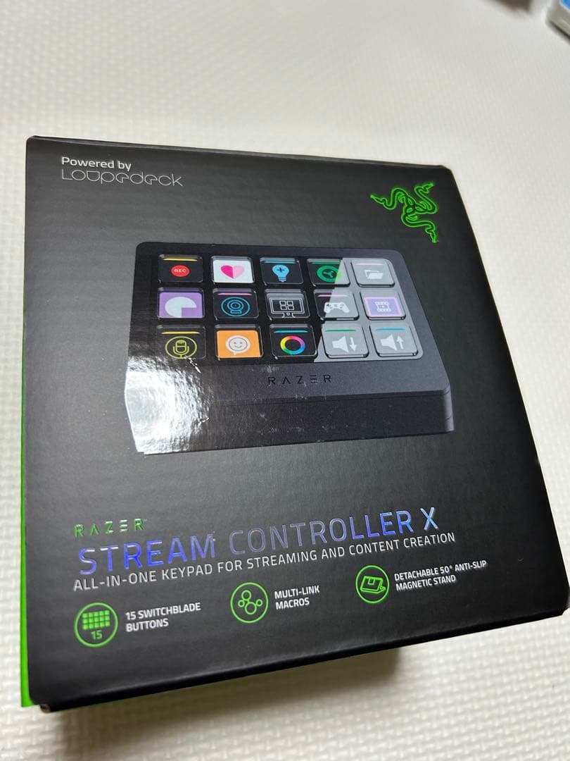 分配器・切替器 Razer Stream Controller X