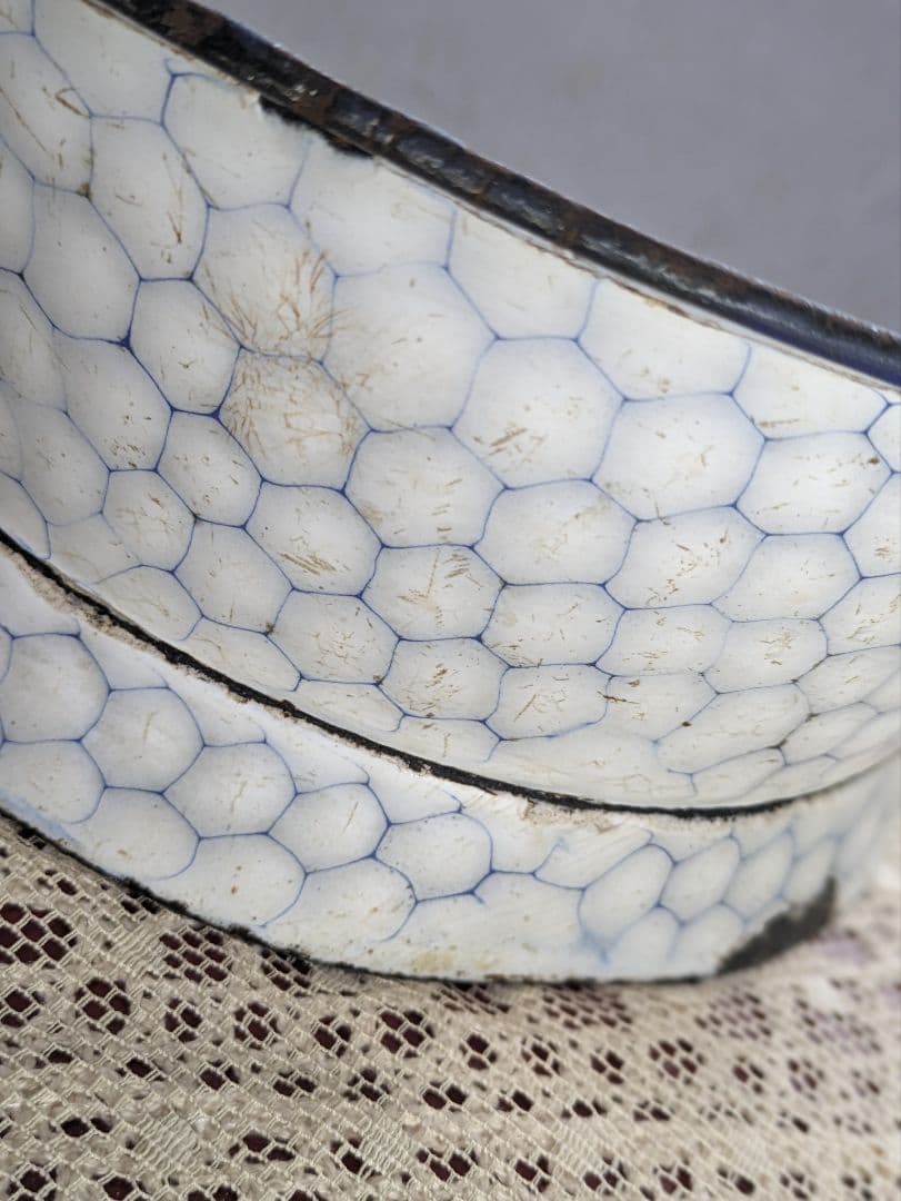 フランスアンティーク ホーローコランダー ハニカム柄 エナメルコート