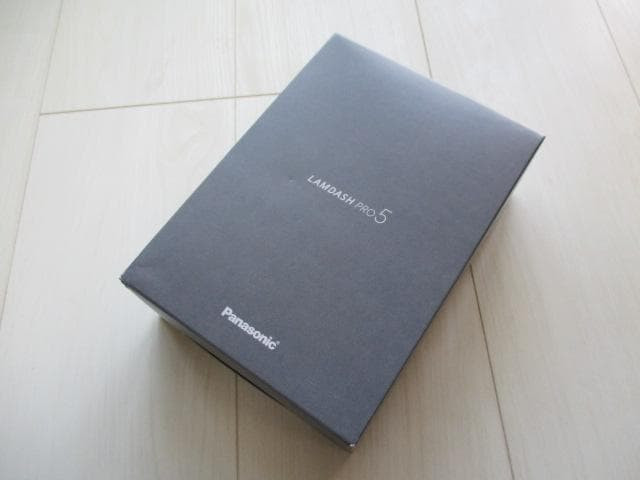 Panasonic LAMDASH PRO5 ES-LV5W-K シェーバー