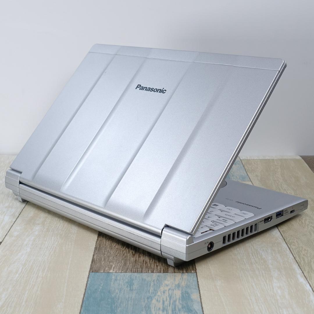 超高速大容量新品ＳＳＤ１ＴＢ搭載✨美品✨累積使用時間２１7０時間✨ノートパソコン