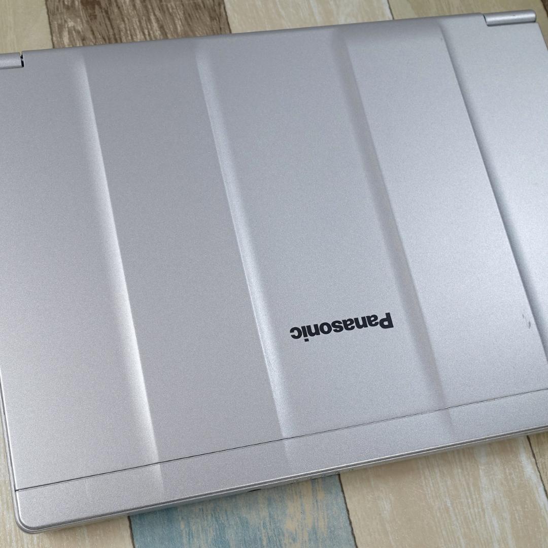 超高速大容量新品ＳＳＤ１ＴＢ搭載✨美品✨累積使用時間２１7０時間✨ノートパソコン