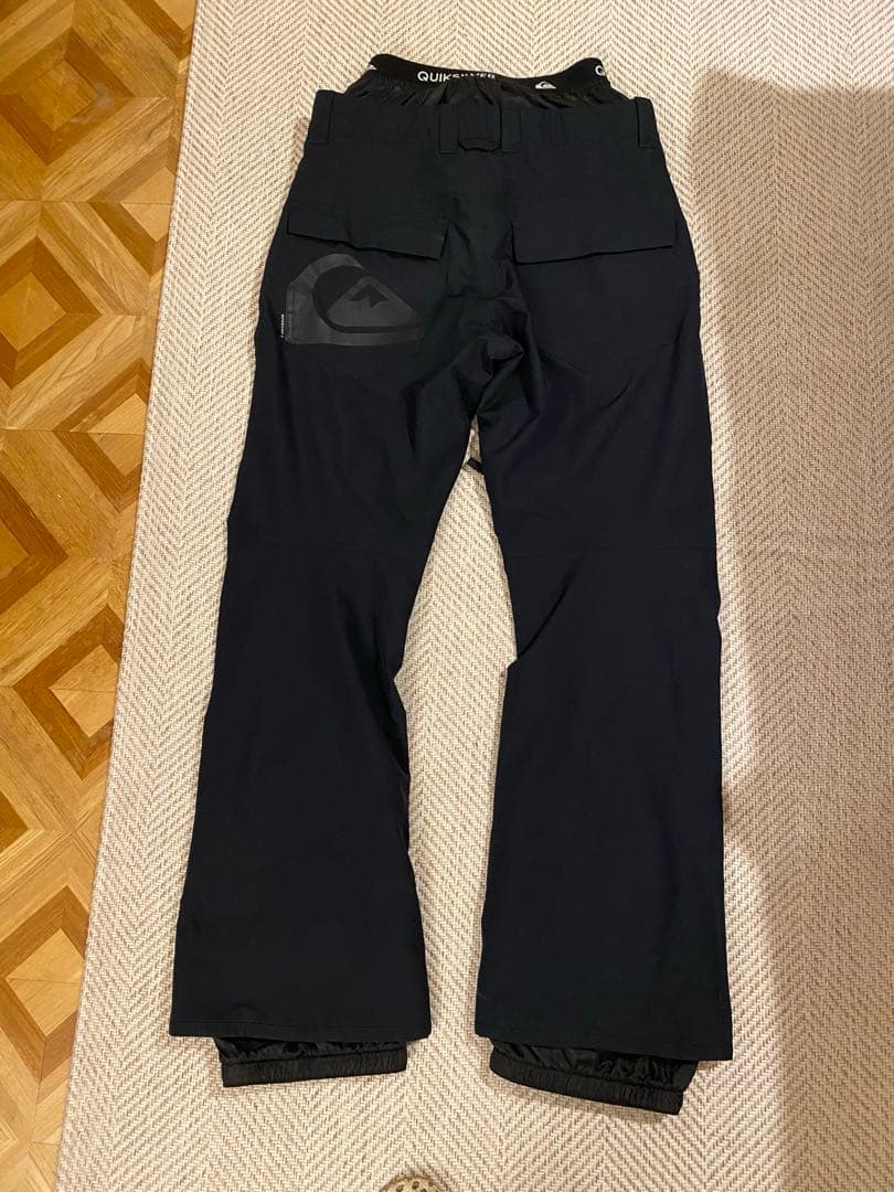 美品！ QUIKSILVER スノーボードパンツ