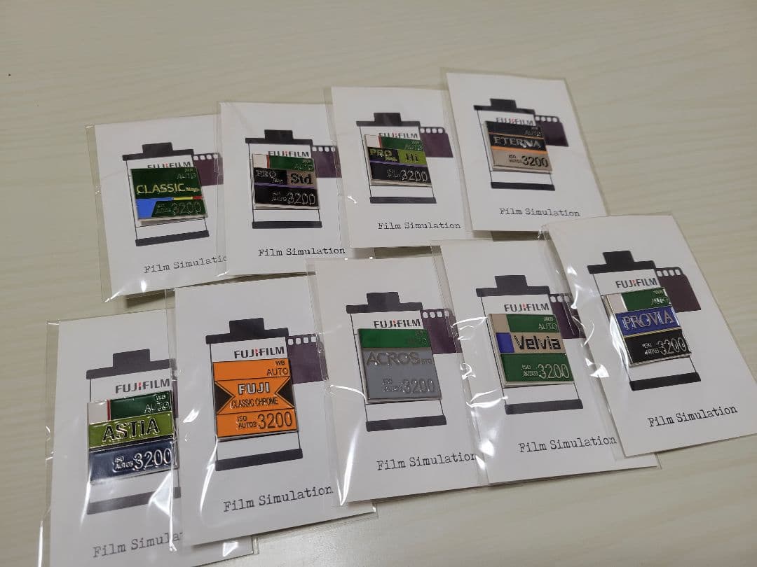 富士フィルム　ピンバッジ　9点セット