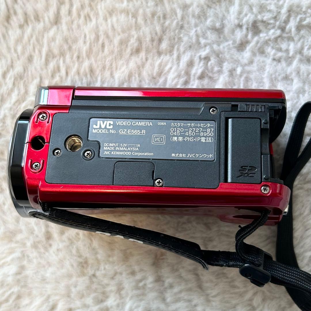 JVCビデオカメラ　Everio GZ-E565 エブリオ　バッテリー2コ