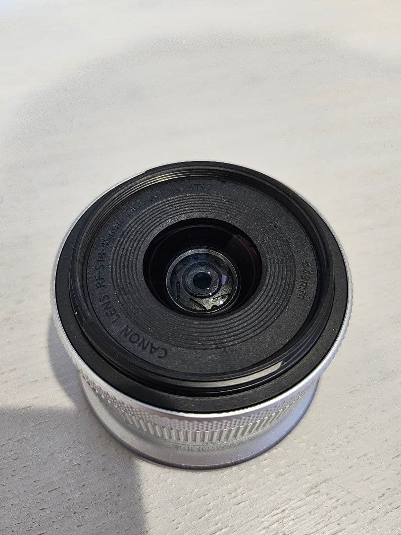 美品　RF-S18-45mm F4.5-6.3 IS STM