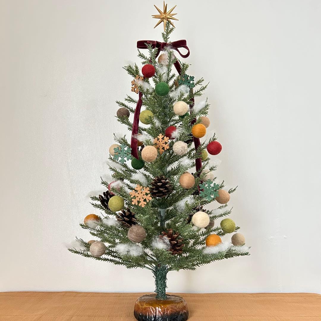 北欧のクリスマスミニツリー.。.:*☆温かな飲み物で ひと休みしませんか