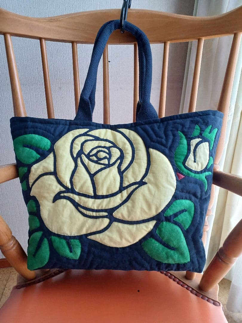 ハワイアンキルトトートバッグ(薔薇)