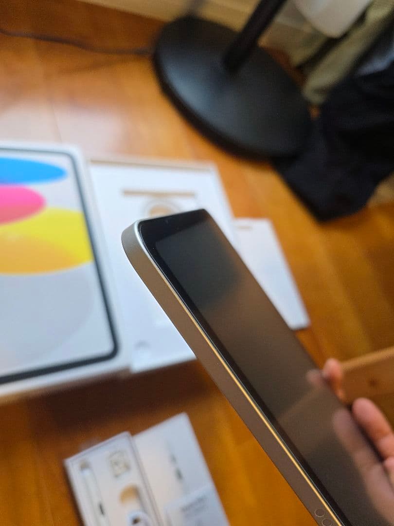 Apple iPad 第11世代 A16 128GB （フイルム、ケース込み）