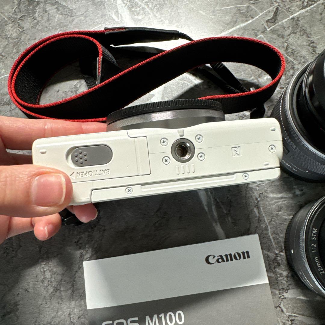 Canon キャノン EOS M100 ホワイト 箱無し　美品
