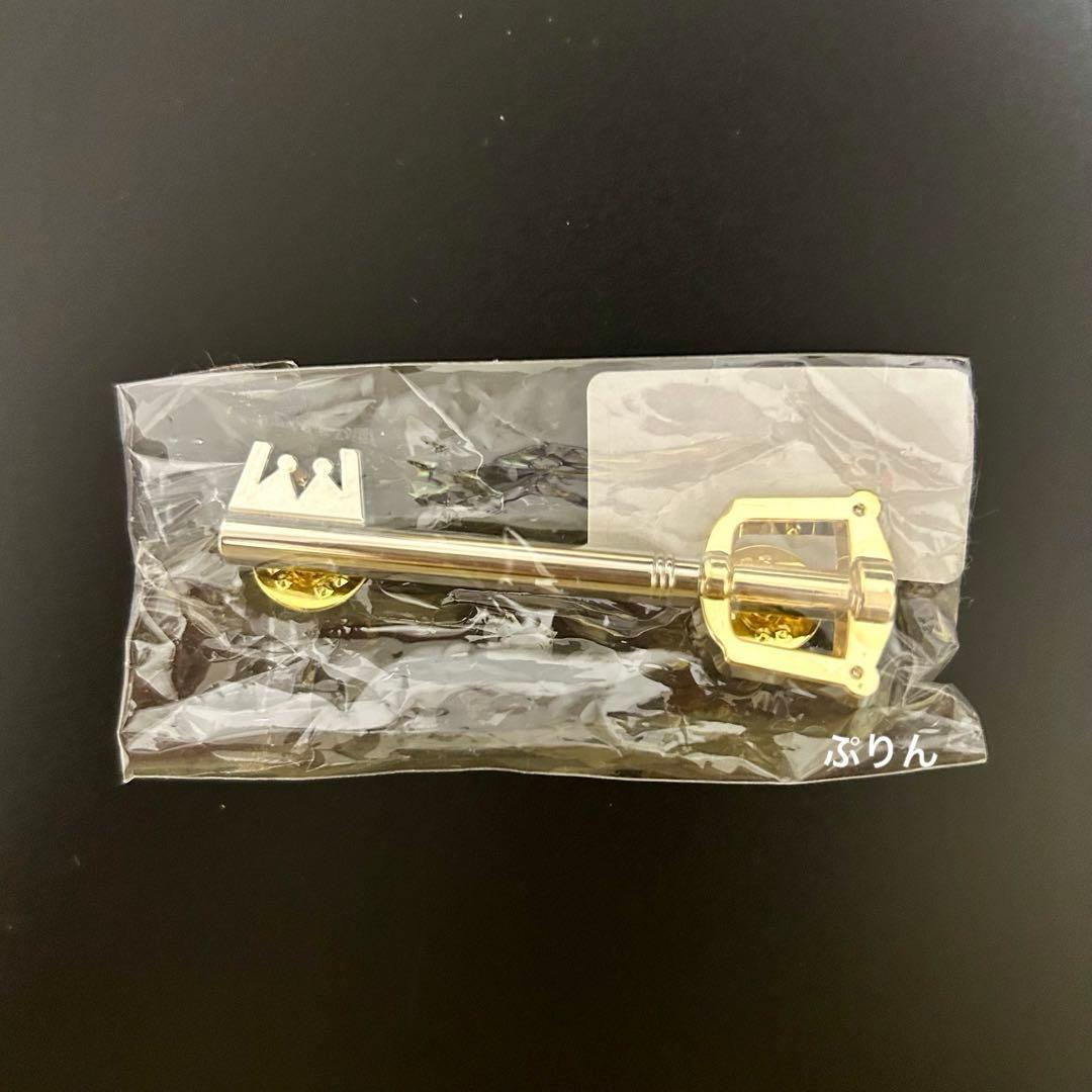 キングダムハーツ　キーブレード　ピンバッジ