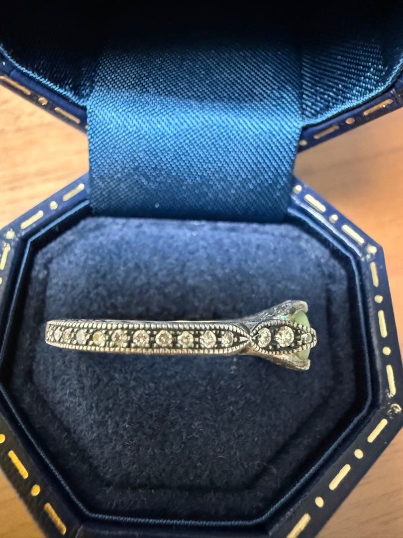 hum 半人前　シルバーリング　ダイヤ　オパール 12号　代官山蔦屋書店にて購入