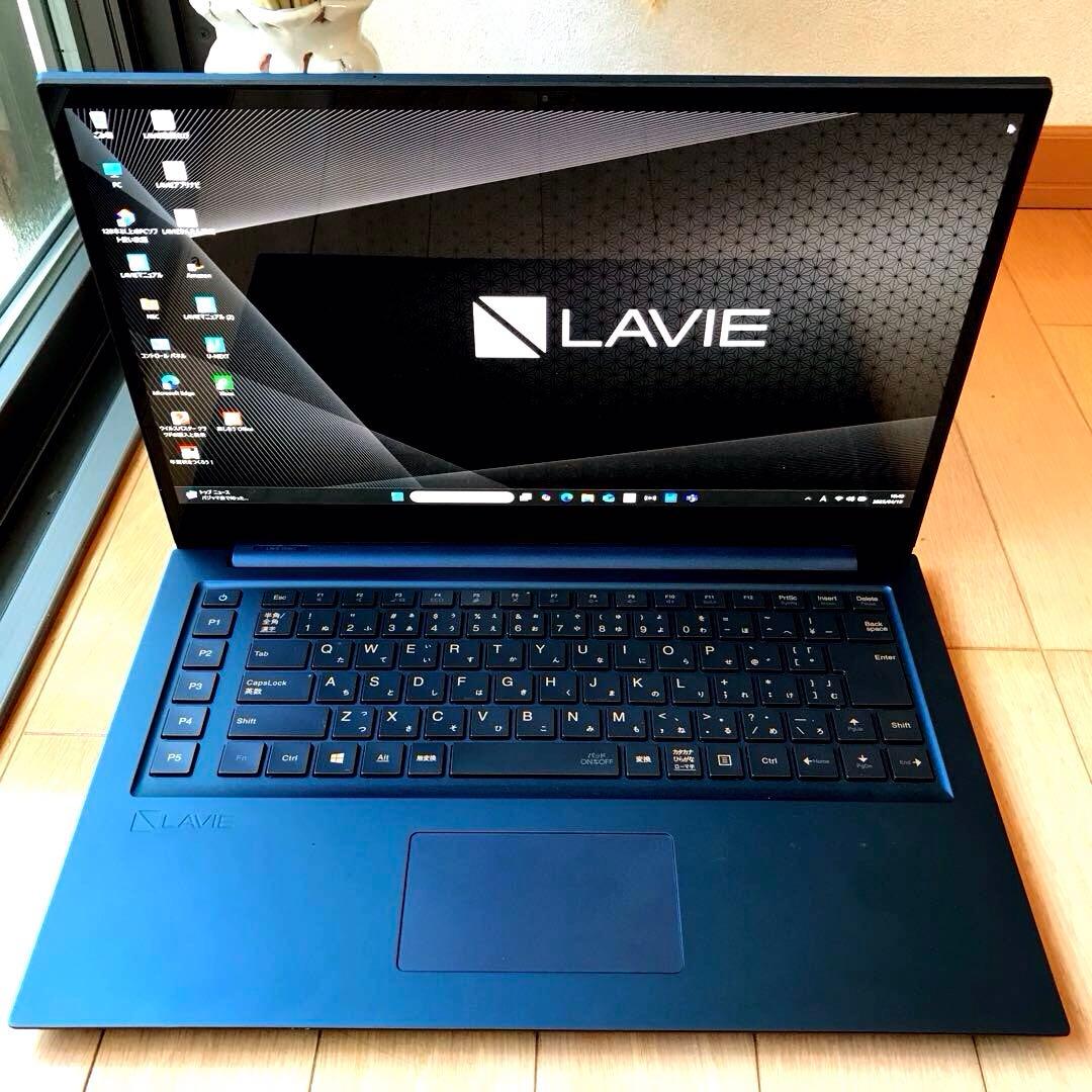 NEC LaVie VEGA Direct 4K【プレミアムミラーガラス天板】