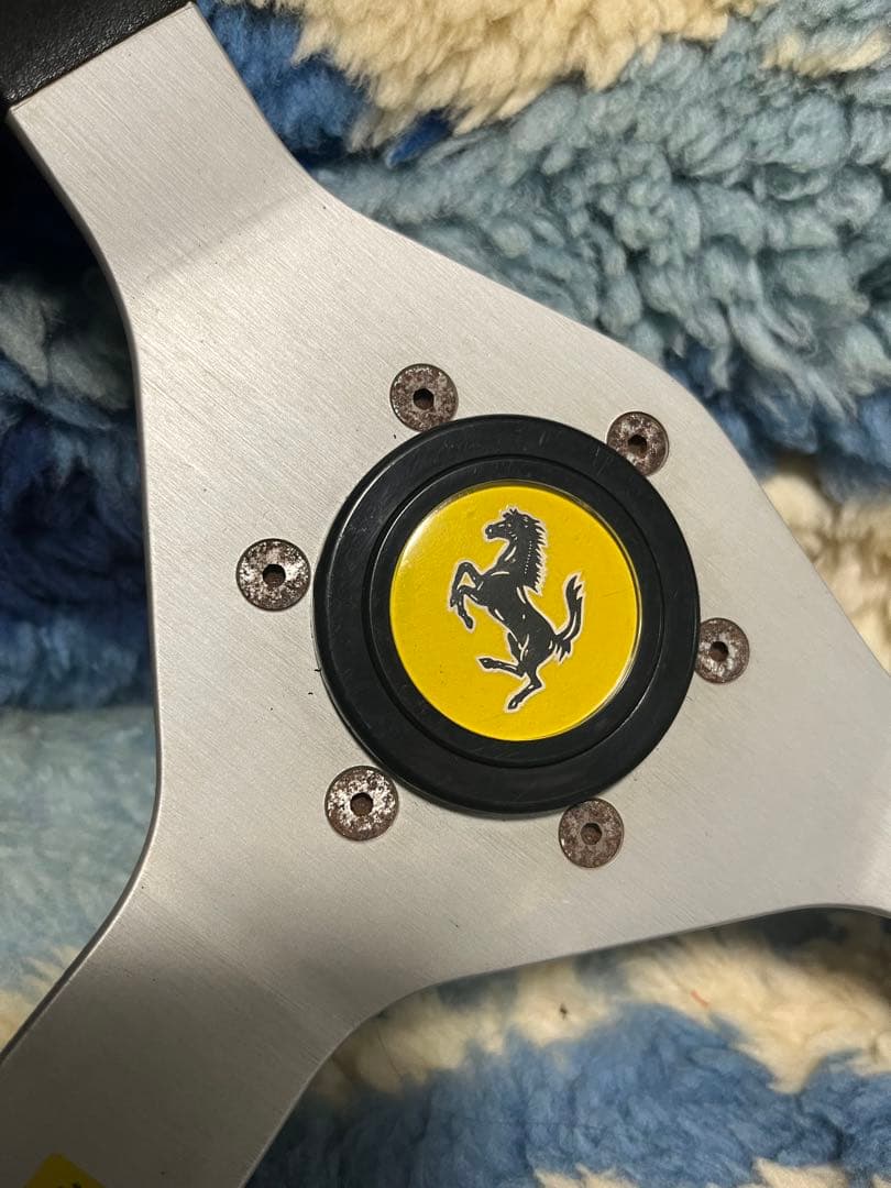 MOMO ステアリング　ボスなし