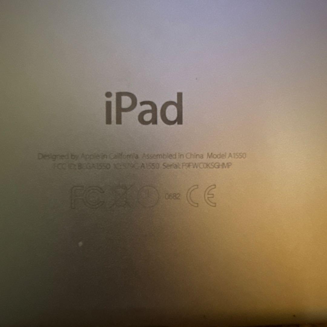 Apple iPad mini 第4世代シルバー 128GB 本体