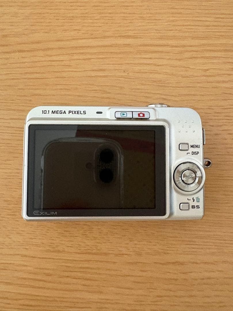【ぼん】 CASIO EXILIM 10.1メガピクセル デジタルカメラ