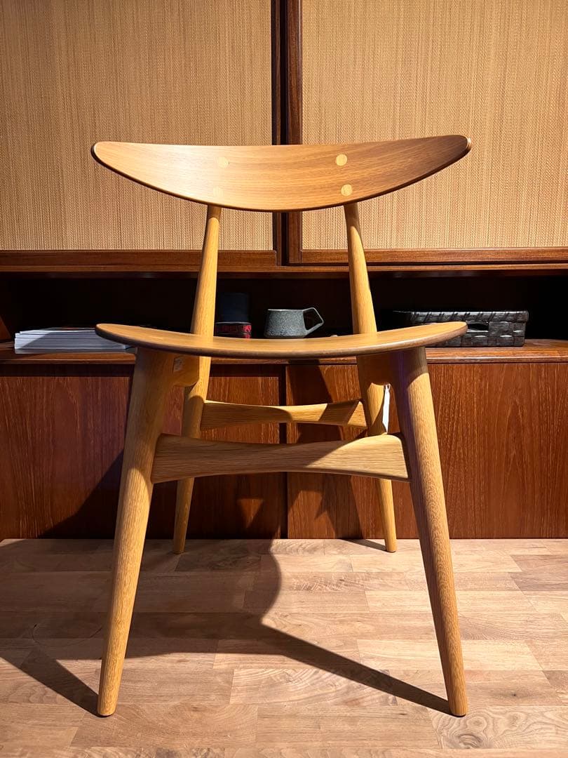 CH33T カール・ハンセン＆サン 【オーク材/ウォルナット】ラッカー仕上げ