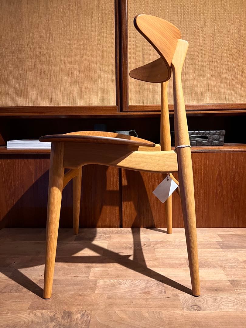 CH33T カール・ハンセン＆サン 【オーク材/ウォルナット】ラッカー仕上げ