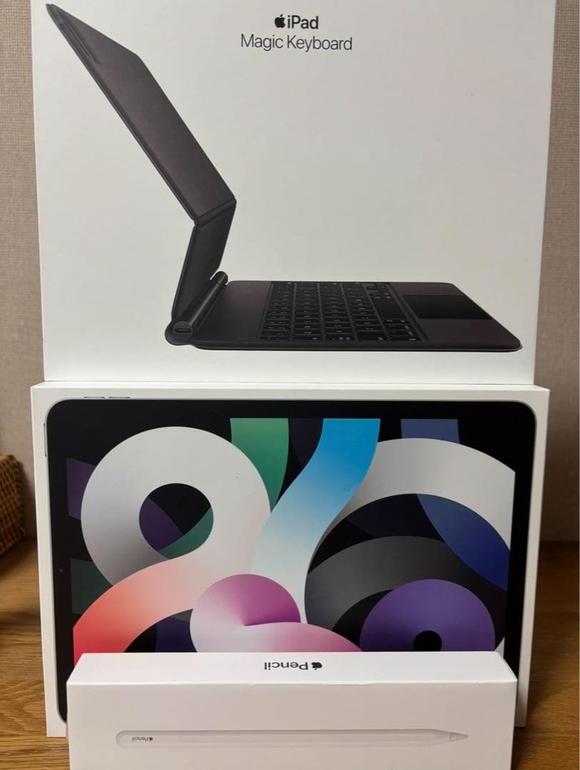ipadエア4.256ギガバイト純正キーボードペンシルセット箱付き(ケース付き)