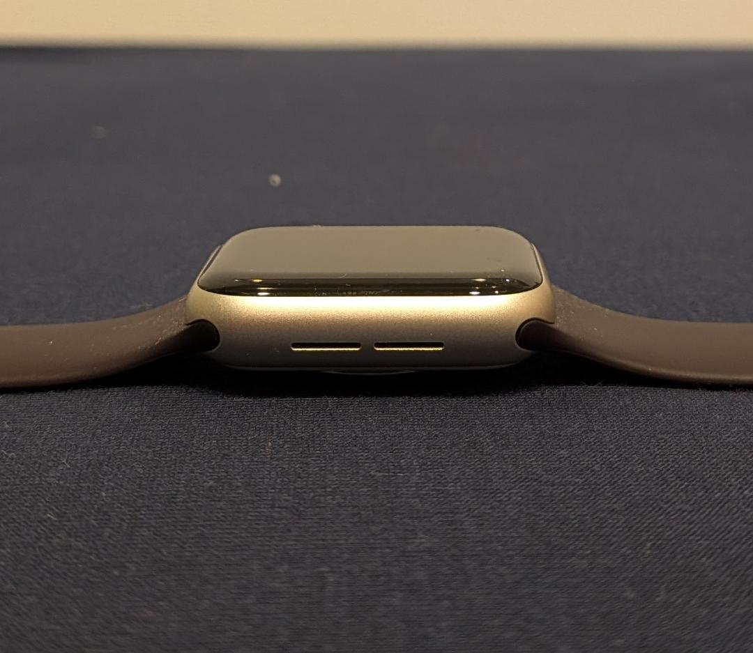 N*e様 iPhone15 128GB　Apple WatchSE セット