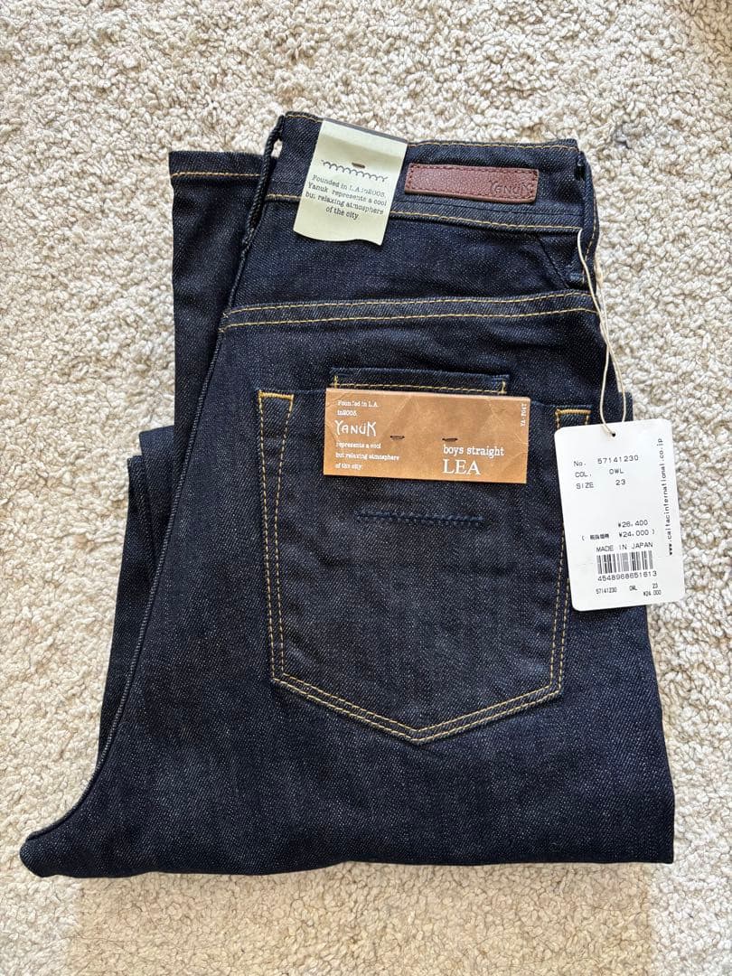 【新品未使用品】YANUK LEA ボーイズストレート 23サイズ　OWL