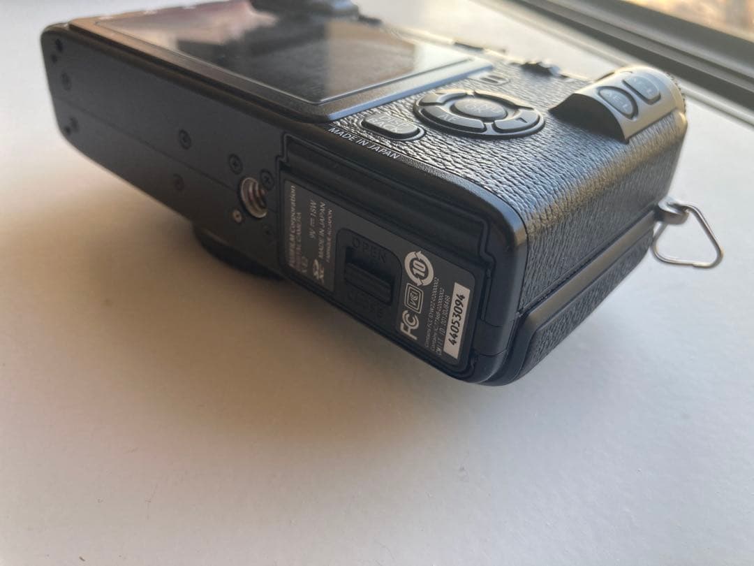 FUJIFILM X-E2 ミラーレス一眼カメラ　ボディ