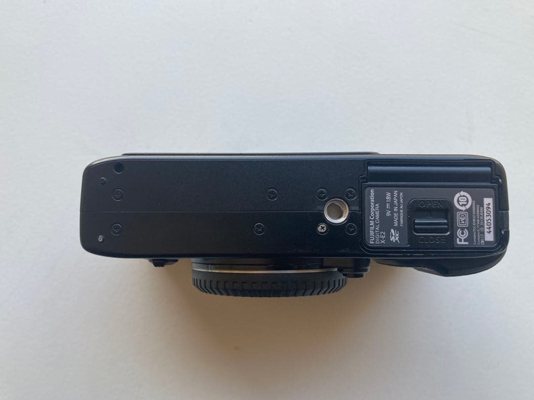 FUJIFILM X-E2 ミラーレス一眼カメラ　ボディ