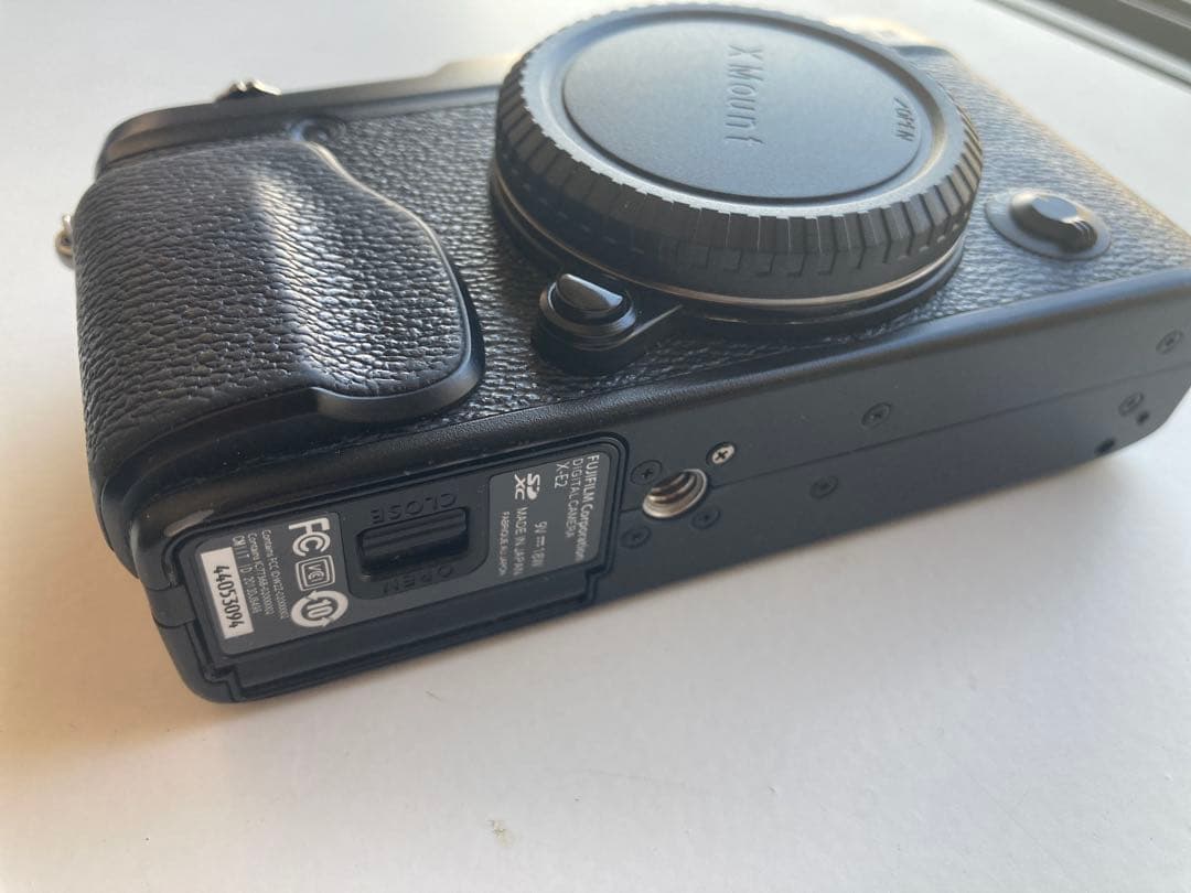 FUJIFILM X-E2 ミラーレス一眼カメラ　ボディ